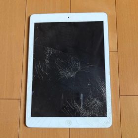 ジャンク品 iPad Air 128GB Wi-Fi+Cellular