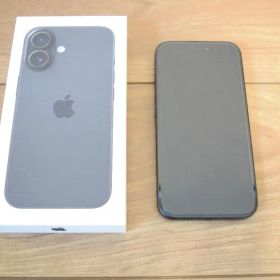 ⭐︎美品⭐︎iPhone 16 256GB★Apple（アップル）★ブラック本体