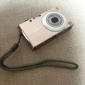 Panasonic LUMIX デジカメ DMC-FH5