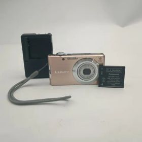 Panasonic LUMIX DMC-FH5 コンパクトデジタルカメラ /