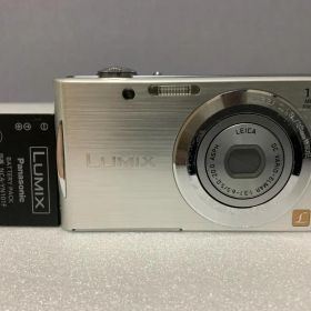 Panasonic LUMIX DMC-FH5 シルバー
