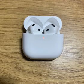 Apple AirPods 第4世代 ANC ノイズキャンセリング付き
