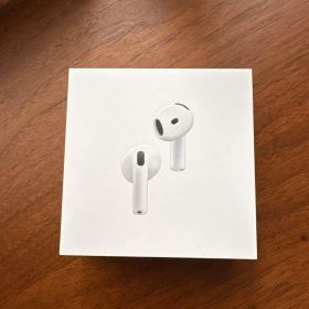 Apple AirPods 4 アクティブノイズキャンセリング搭載