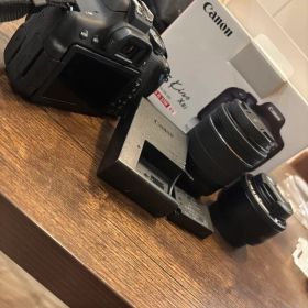 Canon EOS Kiss X8i EF-S 18-55 IS STM