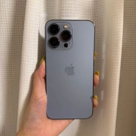 バッテリー94% iPhone 13 Pro 本体 美品