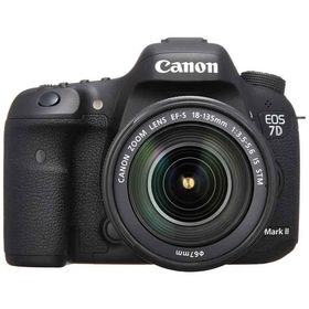 【中古】Canon デジタル一眼レフカメラ EOS 7D Mark II EF-S18-135 IS STM レンズキット EF-S18-135mm