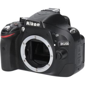 Ｄ５２００