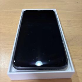 iPhone11本体 iPhone16の箱付き