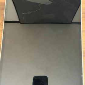 iPad Pro 12.9インチ第5世代 256