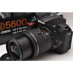 【中古】【1ヶ月保証】 ニコン Nikon D5600 レンズキット ブラック