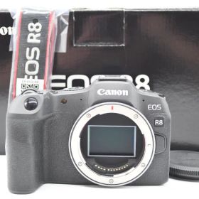 ★ほぼ新品★ Canon キヤノン EOS R8 ボディ ショット数1000以下