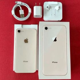 【美品】＜未使用純正付属品・箱完備＞iPhone 8 64GB ゴールド