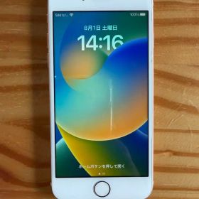 iPhone 8 64G ゴールド SIMフリー バッテリー100%