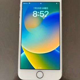 【美品】Apple iPhone 8 ホワイト 本体 バッテリー81%