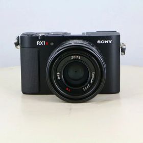 【中古】 (ソニー) SONY DSC-RX1RMIII【中古カメラ コンパクトデジカメ】 ランク：AB