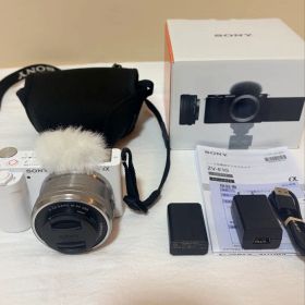 SONY ZV-E10 レンズキットホワイト ミラーレス一眼カメラ 本体