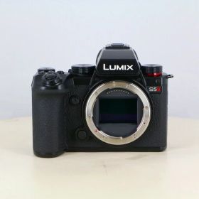 【中古】 (パナソニック) Panasonic DC-S5M2【中古カメラ デジタル一眼】 ランク：B