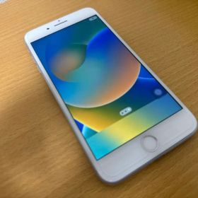 iPhone 8 Plus 64GB シルバー SIMフリー バッテリー82%