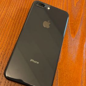 Apple iPhone 8 Plus 64GB スペースグレイ