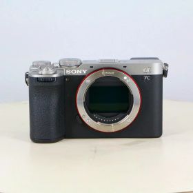 【中古】 (ソニー) SONY α7CII (ILCE-7CM2) ボディ シルバー【中古カメラ デジタル一眼】 ランク：B
