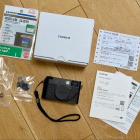 FUJIFILM X-HF1 X half
