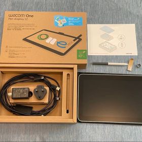 Wacom one 12インチ DTC121 3in1ケーブルモデル
