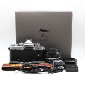 【ほぼ新品】 ショット数1,588 Nikon ミラーレス一眼 Zf シルバー 40mm f/2（SE）レンズキット Zマウント フルサイズ JS129-02343