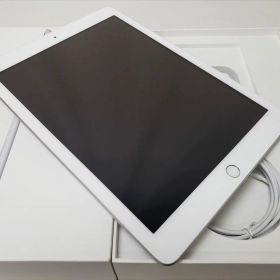 (中古) iPad（第6世代/2018） Cellular 32GB シルバー /MR6P2J/A 、au