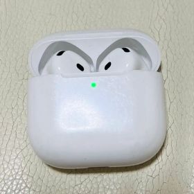Apple AirPods 4 アクティブノイズ キャンセリング搭載 ワイヤレス
