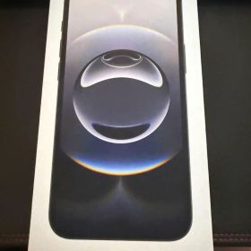 Apple iPhone16e 128GB バッテリー100%