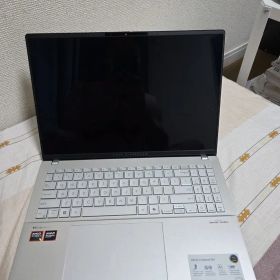 ASUS Vivobook 16 AMD Ryzen 5 本体