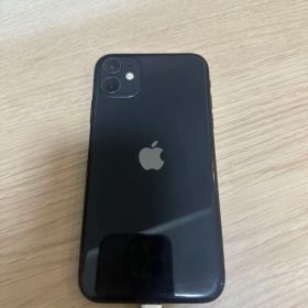 iPhone11 本体64GB