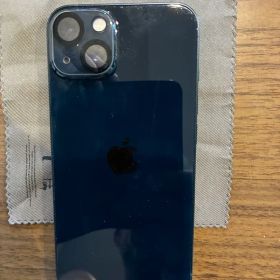 Apple iPhone 13 本体