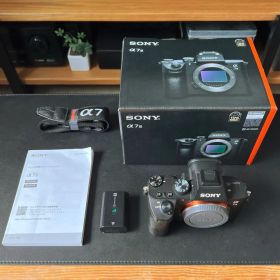【美品】SONY α7iii ボディ 本体 ILCE-7M3