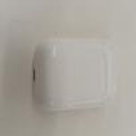 AIRPODS 第2世代 MV7N2J/A APPLE
