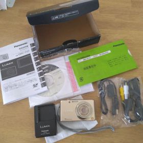 ジャンク品 パナソニック LUMIX DMC-FH7 デジカメ ゴールド