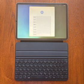 Apple iPad Pro 11インチ 第2世代 Keyboard 付き