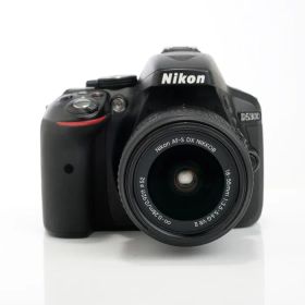 【中古】(ニコン) Nikon D5300 18-55VR2 レンズキット ブラック