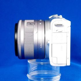【中古】(キヤノン) Canon EOS M200/EF-M15-45 IS STM キツト ホワイト