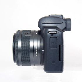 【中古】(キヤノン) Canon EOS Kiss M/EF-M15-45 IS STM ブラック