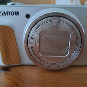 Canon PowerShot SX740 HS 本体 シルバー