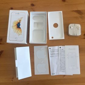 Apple EarPods with Remote and Mic（未使用品）