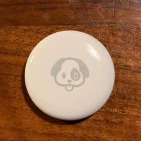 ワンオーナー・犬柄入り スマートトラッカー AirTag 本体＋CR2032