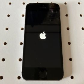 iPhone Se第一世代32GBシルバー現状品、ジャンク品扱い美品！