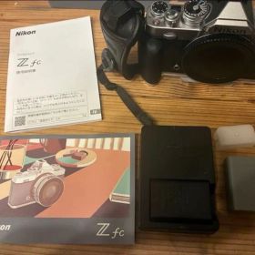 ニコン Z fc ボディ レンズセット