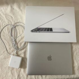 Apple MacBook Pro13インチ2020 1TB メモリ16GB