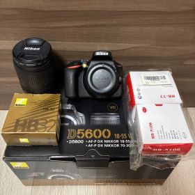 Nikon D5600 デジタル一眼レフカメラ 付属レンズ新品 18-140付き