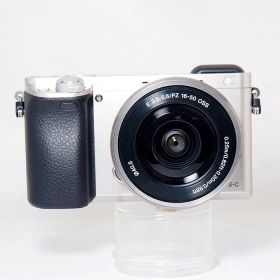 【中古】(ソニー) SONY ILCE-6000L S パワーズームレンズキツト