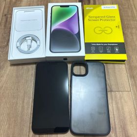 Apple iPhone14Plus ミッドナイト 256GB MQ4J3J/A