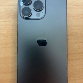 iPhone 13 Pro 本体